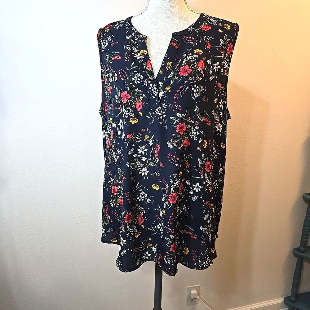 Papermoon Pullover Blouse Top Plus Sz 2X Navy Blue Floral Sleeveless Split Neck